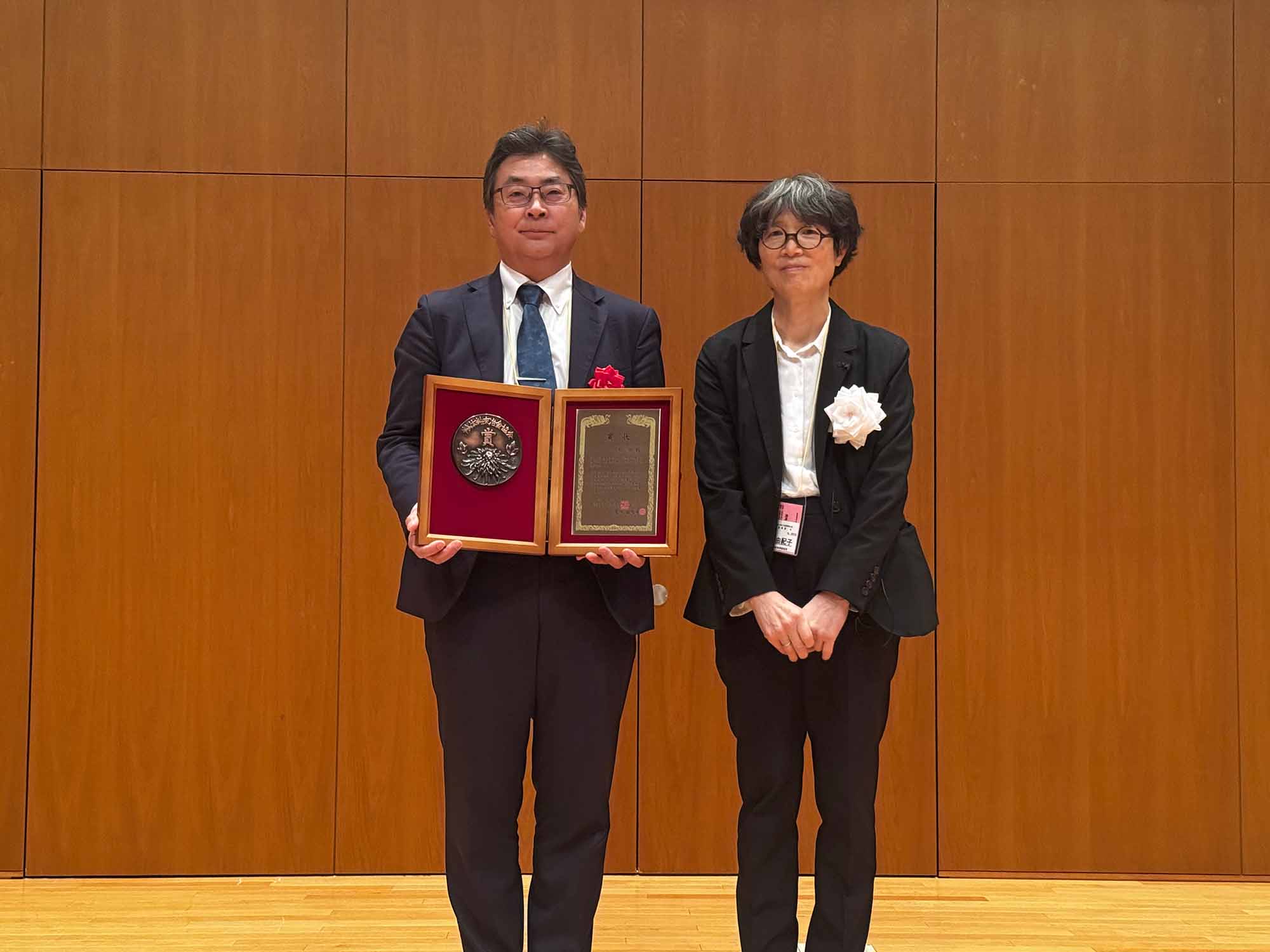 Award_Sekino_pic_re